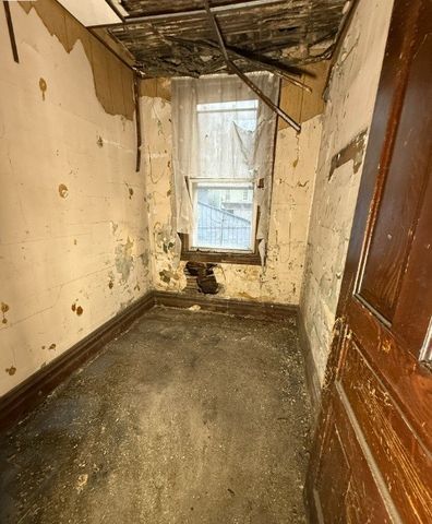 1308 Jawett St, Marshall Shadeland, PA 15212