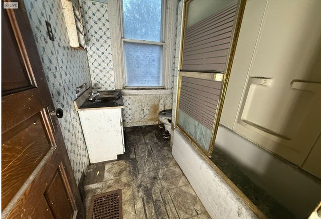 1308 Jawett St, Marshall Shadeland, PA 15212