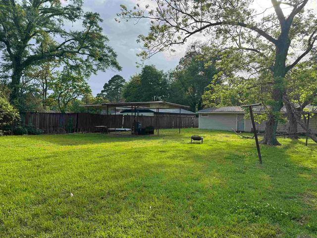 9254 Corlett Dr, Baton Rouge, LA 70811