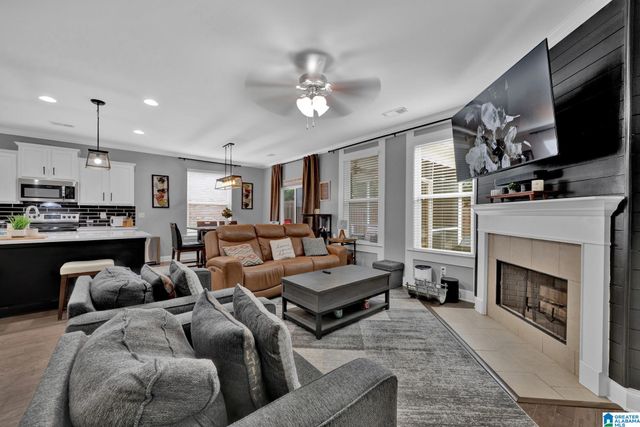 7047 PINE MOUNTAIN CIRCLE, Gardendale, AL 35071