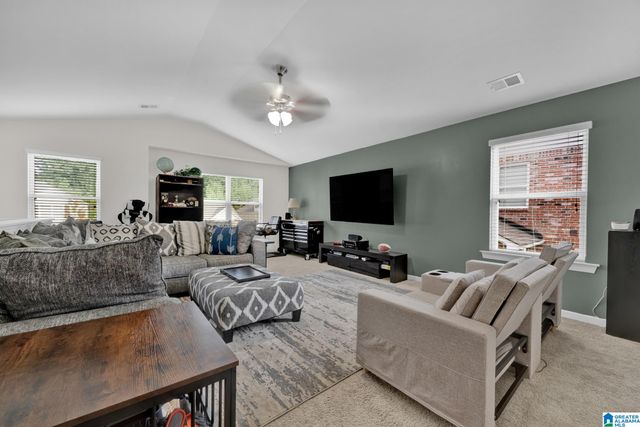 7047 PINE MOUNTAIN CIRCLE, Gardendale, AL 35071