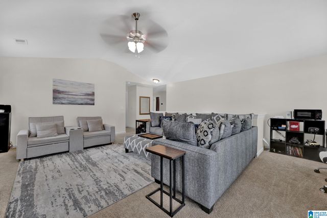 7047 PINE MOUNTAIN CIRCLE, Gardendale, AL 35071
