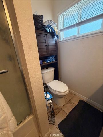 22233 Roscoe, West Hills, CA 91304