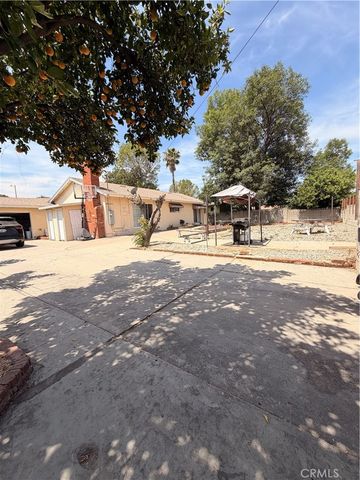 22233 Roscoe, West Hills, CA 91304