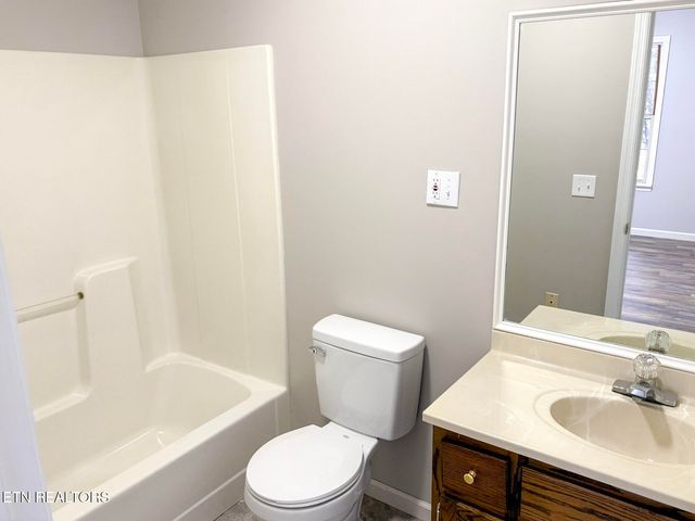 230 Amanda Drive, Jamestown, TN 38556