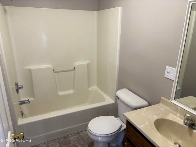 230 Amanda Drive, Jamestown, TN 38556