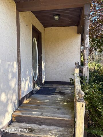 230 Amanda Drive, Jamestown, TN 38556