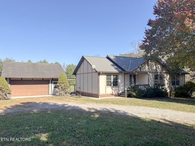 230 Amanda Drive, Jamestown, TN 38556