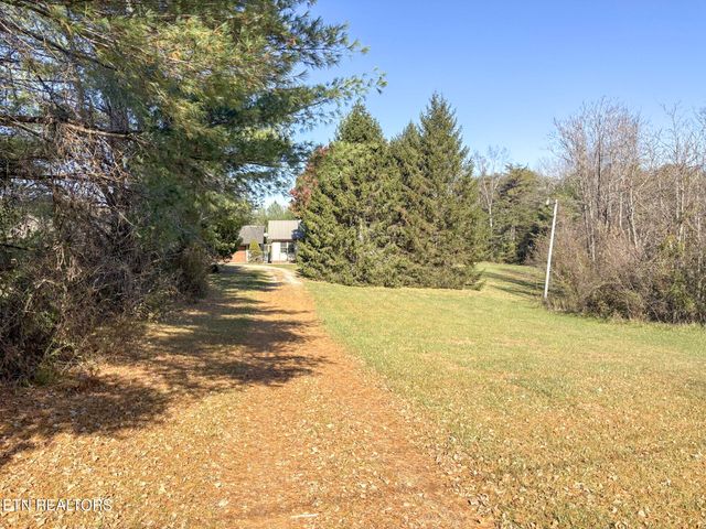 230 Amanda Drive, Jamestown, TN 38556