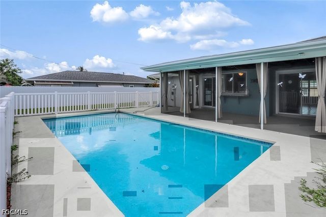 117 SE 45th TER, Cape Coral, FL 33904