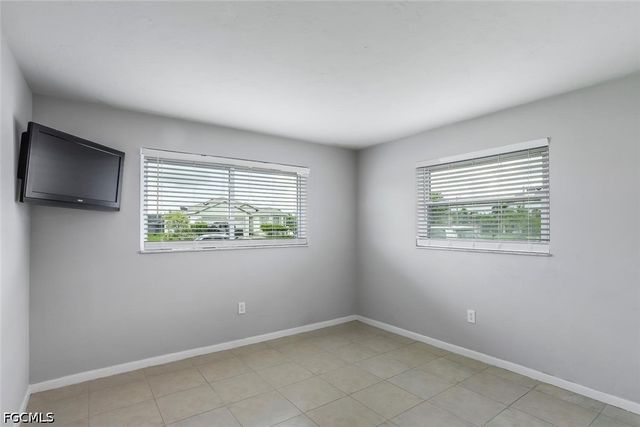 117 SE 45th TER, Cape Coral, FL 33904