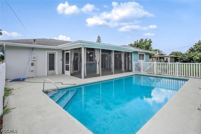 117 SE 45th TER, Cape Coral, FL 33904
