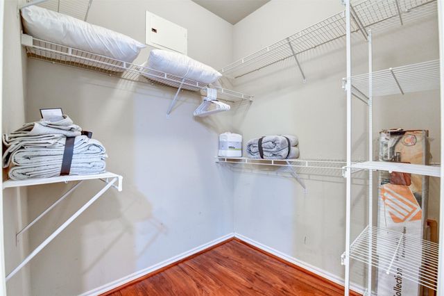 2400 Mccue Road 448, Houston, TX 77056