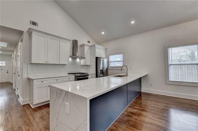 1990 Mcafee Place, Decatur, GA 30032