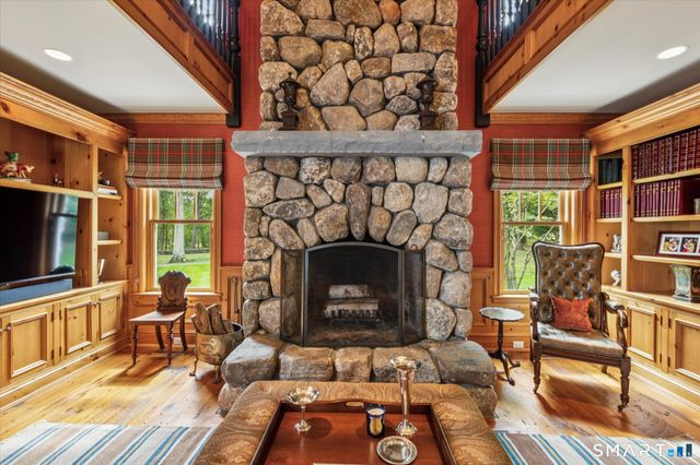 79 Highridge Road, Simsbury, CT 06092
