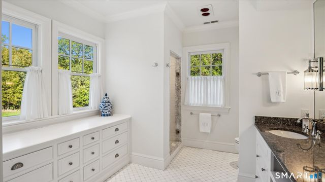 79 Highridge Road, Simsbury, CT 06092