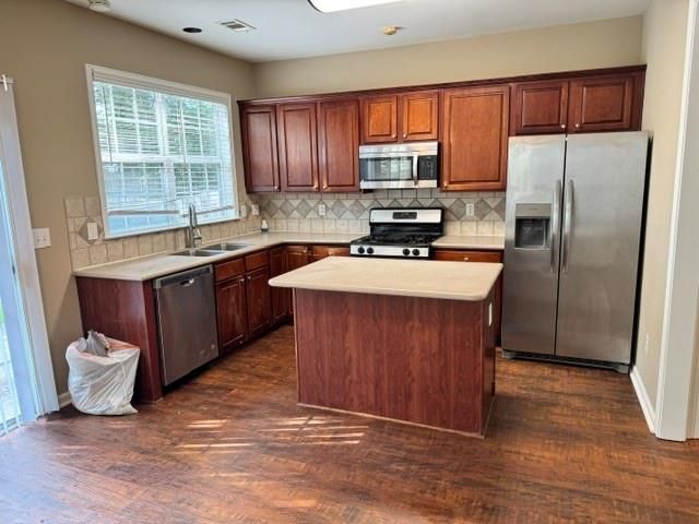 564 Friars Head Drive, Suwanee, GA 30024