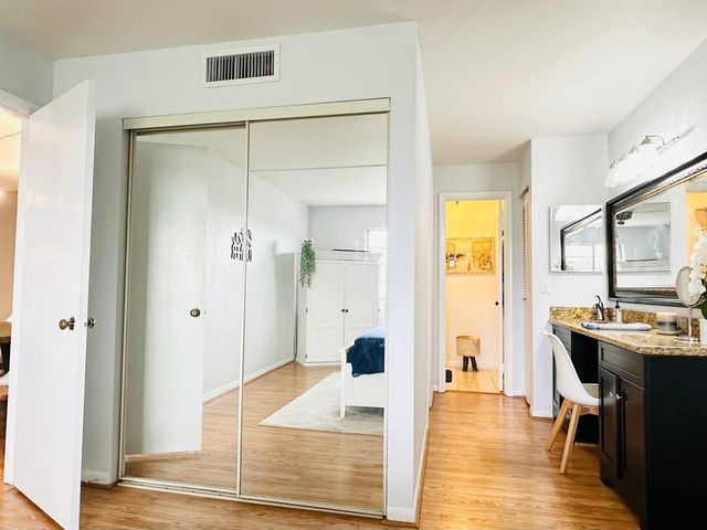 9300 SW 8th St 214, Boca Raton, FL 33428