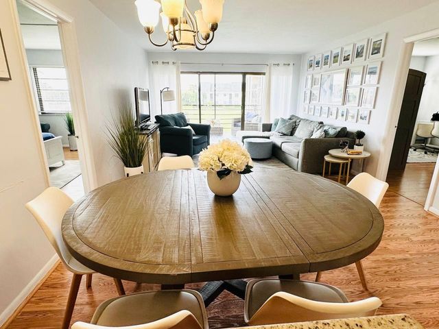 9300 SW 8th St 214, Boca Raton, FL 33428