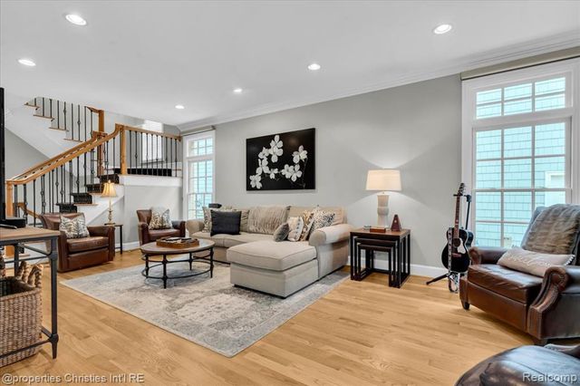 517 W Frank Street, Birmingham, MI 48009