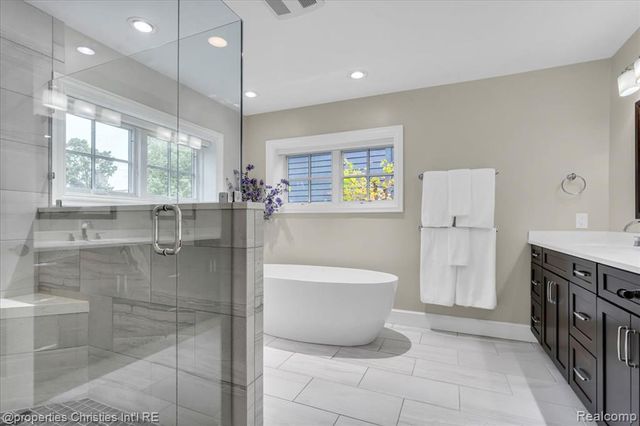 517 W Frank Street, Birmingham, MI 48009