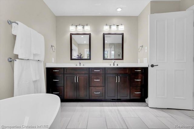 517 W Frank Street, Birmingham, MI 48009