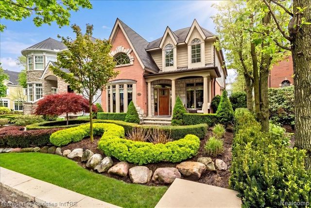 517 W Frank Street, Birmingham, MI 48009