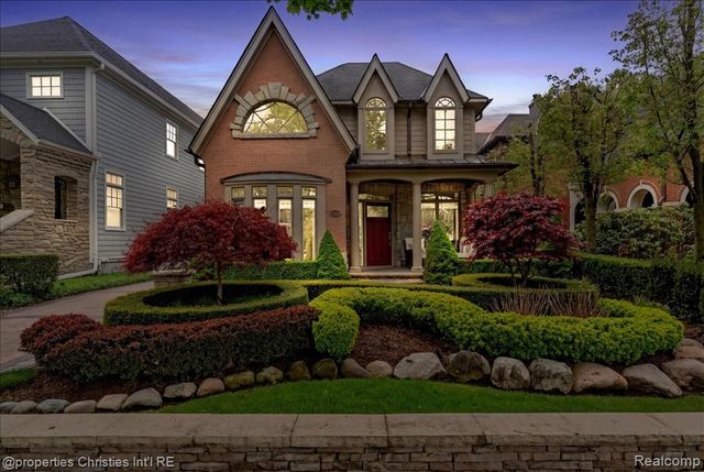 517 W Frank Street, Birmingham, MI 48009