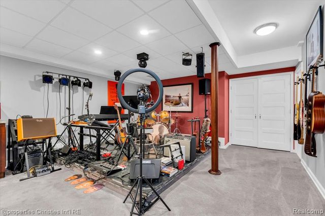 517 W Frank Street, Birmingham, MI 48009