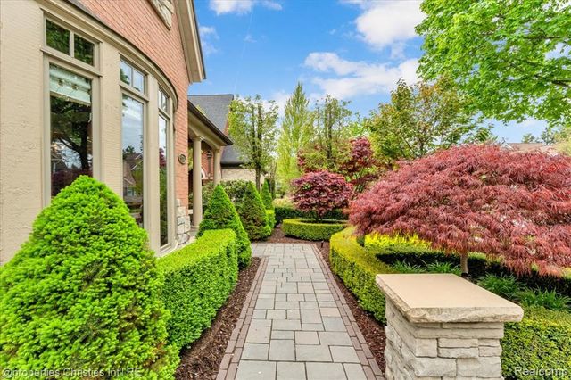 517 W Frank Street, Birmingham, MI 48009