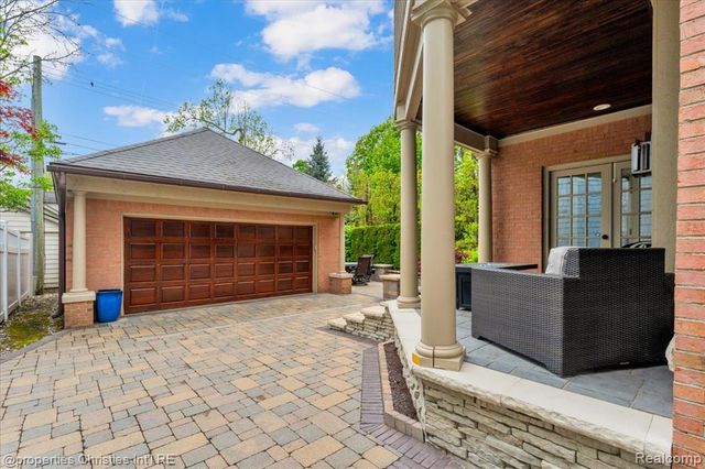 517 W Frank Street, Birmingham, MI 48009