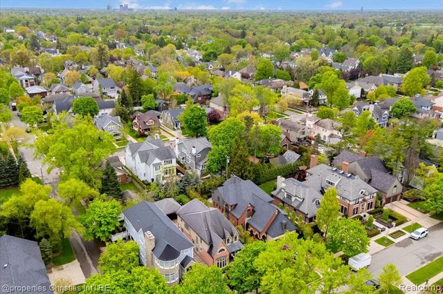 517 W Frank Street, Birmingham, MI 48009