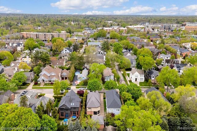 517 W Frank Street, Birmingham, MI 48009