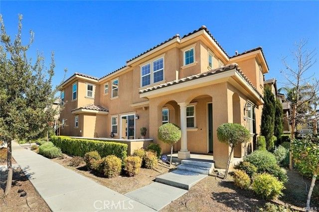 6050 Rosewood, Eastvale, CA 92880
