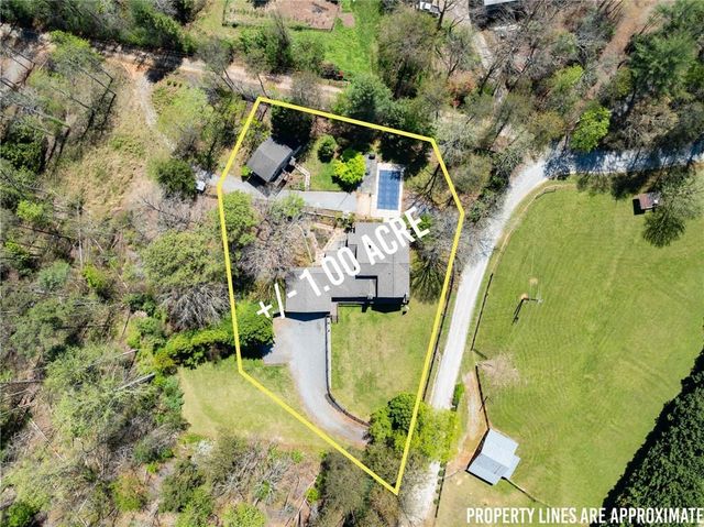 290 Chastain Road, Sautee Nacoochee, GA 30571