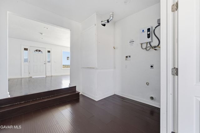 18531 E Palmdale Boulevard, Palmdale, CA 93591