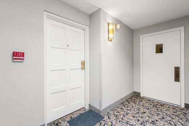 16 Winter St 41C, Waltham, MA 02451