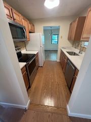 16 Winter St 41C, Waltham, MA 02451