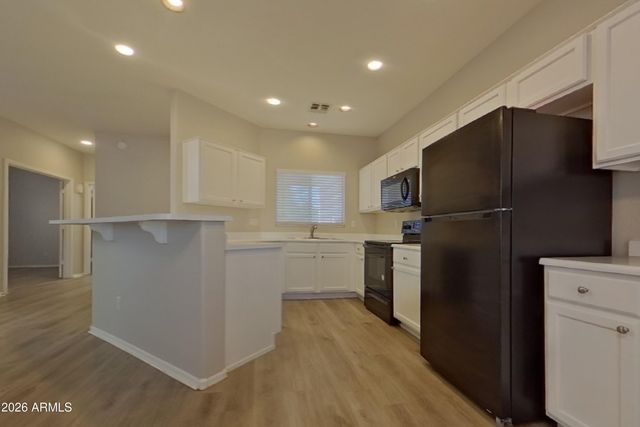 10812 W MONTE VISTA Road, Avondale, AZ 85392