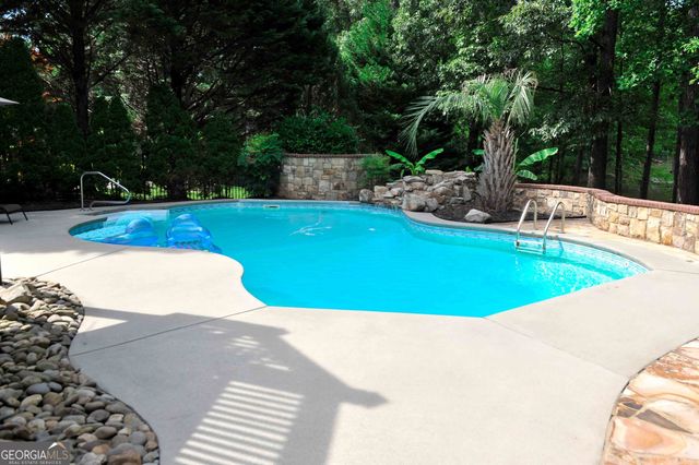 2570 Trailing Ivy Way, Buford, GA 30519
