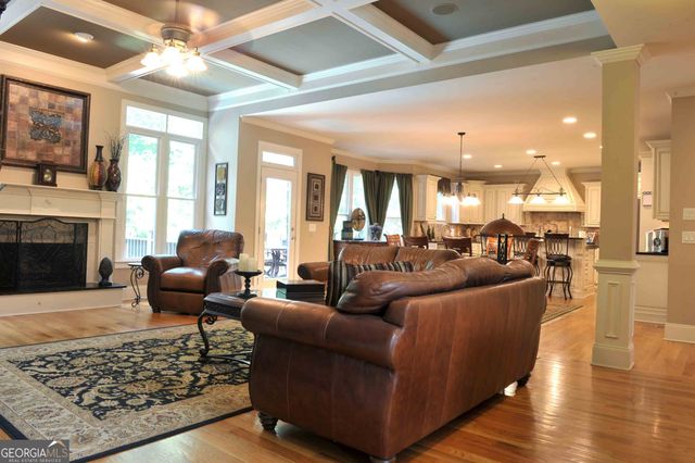 2570 Trailing Ivy Way, Buford, GA 30519