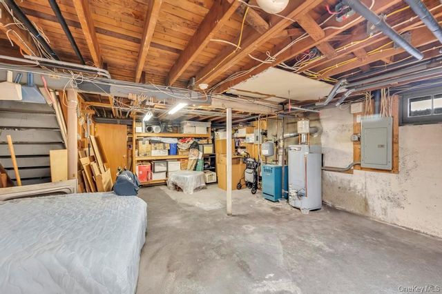 4 Adams Street, Hicksville, NY 11801