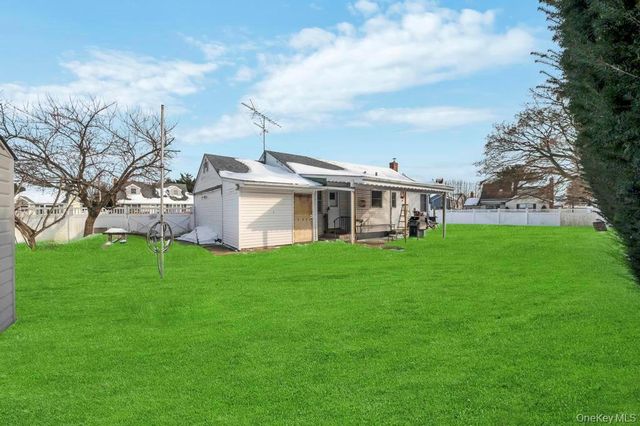 4 Adams Street, Hicksville, NY 11801