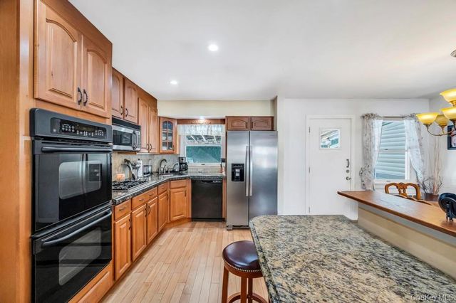 4 Adams Street, Hicksville, NY 11801