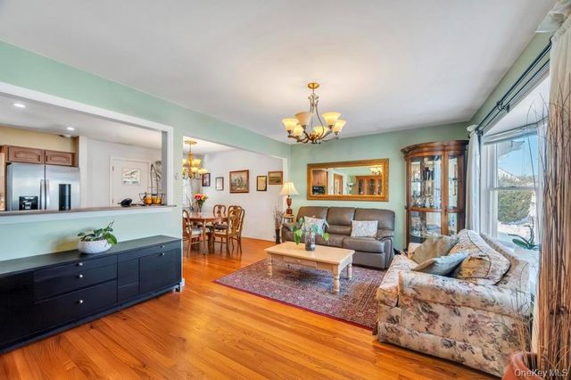 4 Adams Street, Hicksville, NY 11801