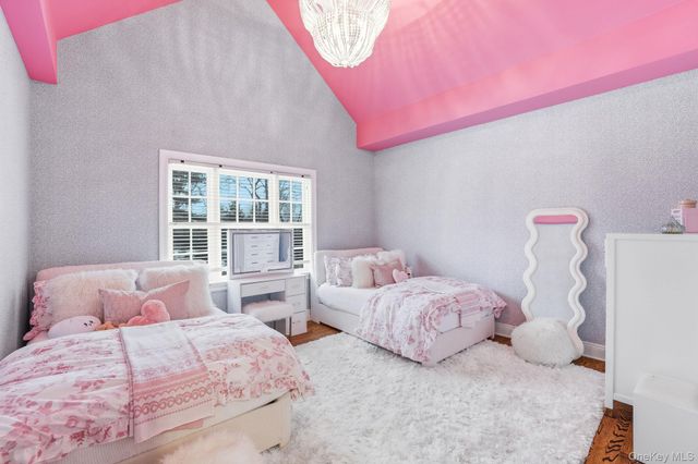 15 Davis Avenue, Rye, NY 10580