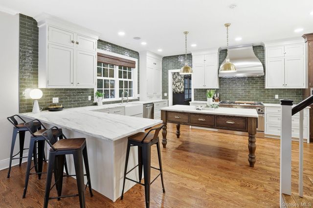 15 Davis Avenue, Rye, NY 10580