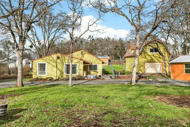 51 Sterling Creek Road, Jacksonville, OR 97530