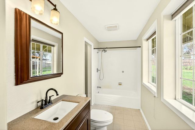 51 Sterling Creek Road, Jacksonville, OR 97530