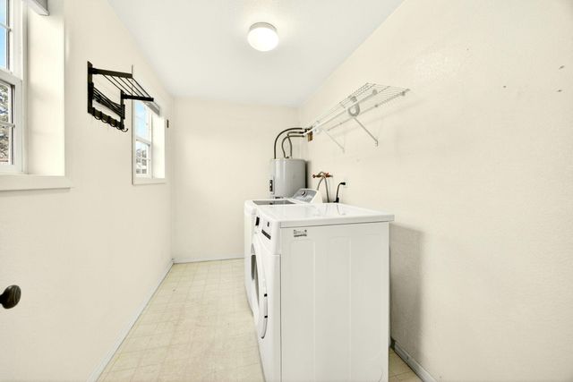 51 Sterling Creek Road, Jacksonville, OR 97530